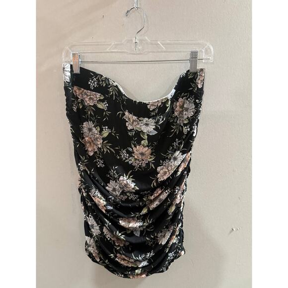 torrid Dresses & Skirts - Torrid Shirred Jersey Knit Mini Skirt Womens 0 Black Floral Print High Waisted